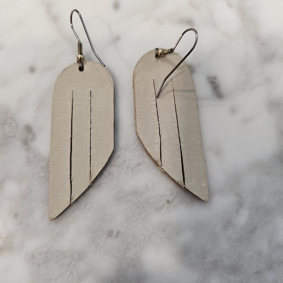 Flourish Leather Company Earrings - Picture 5 of 6